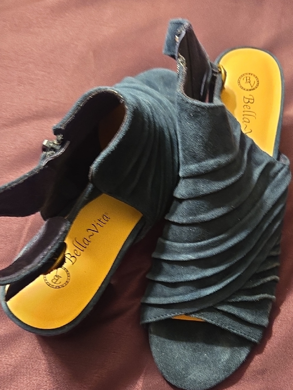 Bella Vita Leather/Suede Navy Ruched Open-Toe Mules, Size 9.5, Never Worn